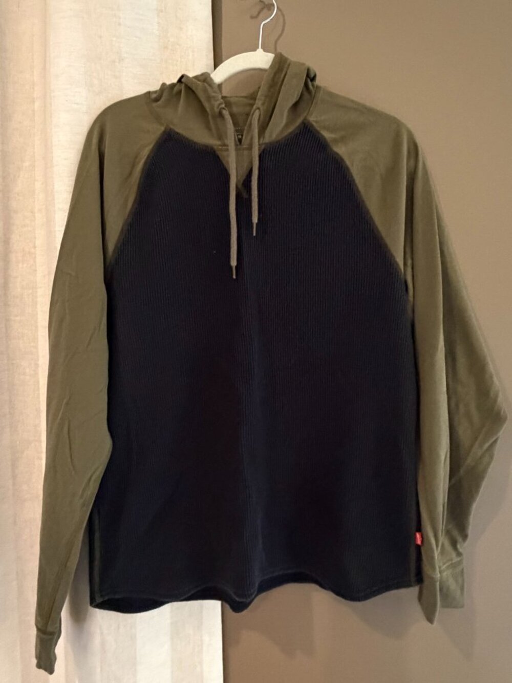 Levi Men's Green Navy Waffle Long Sleeve Hoodie Fall Outdoor, Size Large